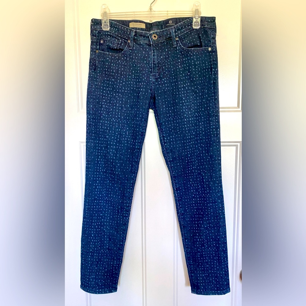 ANTHROPOLOGIE unique dark denim jeans, Pilcro-stretch feel, light blue speckles